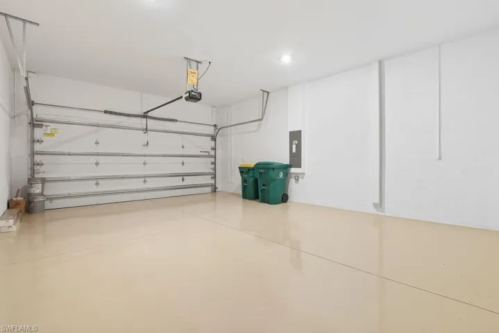 26902 Victoria ~ Ready Now