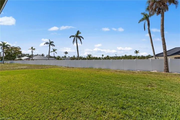 12337  Sweet Kiwi  LN, Fort Myers, FL 33908