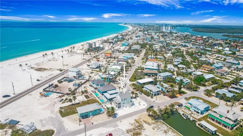 View of property location with extended coastline