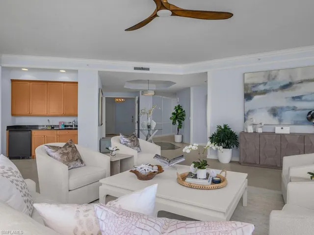 455 Cove Tower Dr # 1802, Naples, Florida 34110