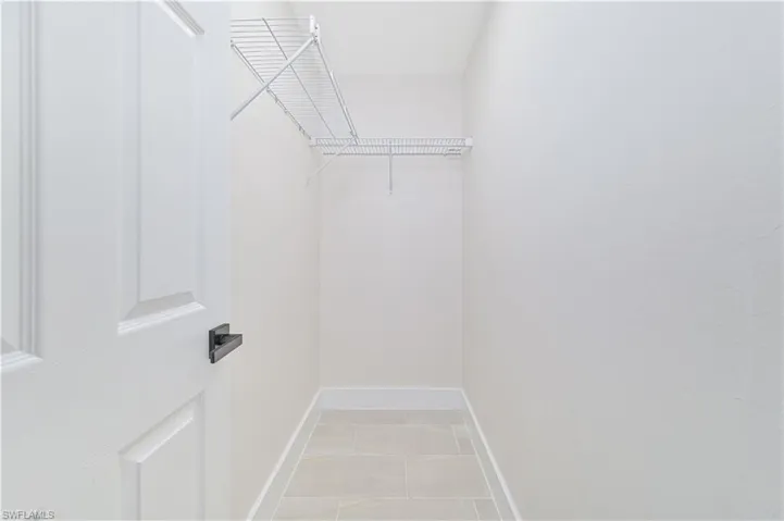 walk in closet