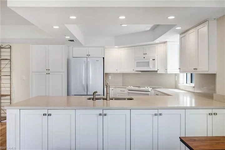 4753 Estero Blvd 1002, Fort Myers Beach, Florida 33931