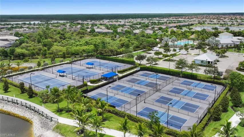 28269 Seasons Tide Ave, Bonita Springs, Florida 34135