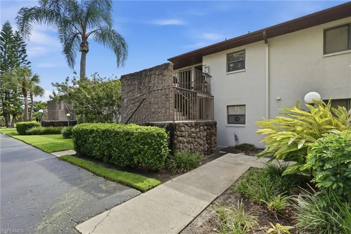 10 Beth Stacey Blvd 206, Lehigh Acres, Florida 33936