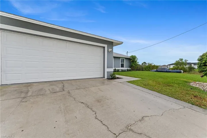 190 Pennfield St, Lehigh Acres, Florida 33974