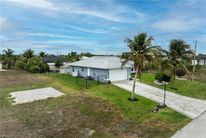 190 Pennfield St, Lehigh Acres, Florida 33974