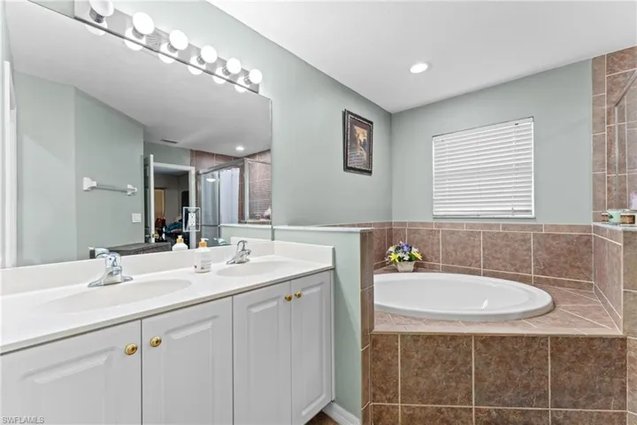 190 Pennfield St, Lehigh Acres, Florida 33974