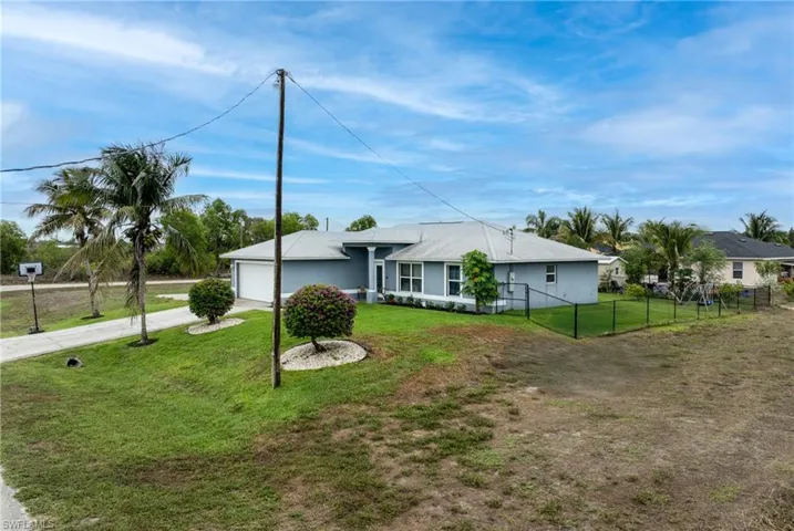 190 Pennfield St, Lehigh Acres, Florida 33974