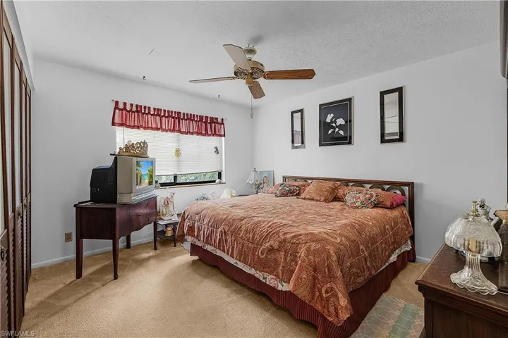 6801 Rich Rd, North Fort Myers, Florida 33917