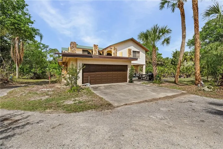 6801 Rich Rd, North Fort Myers, Florida 33917