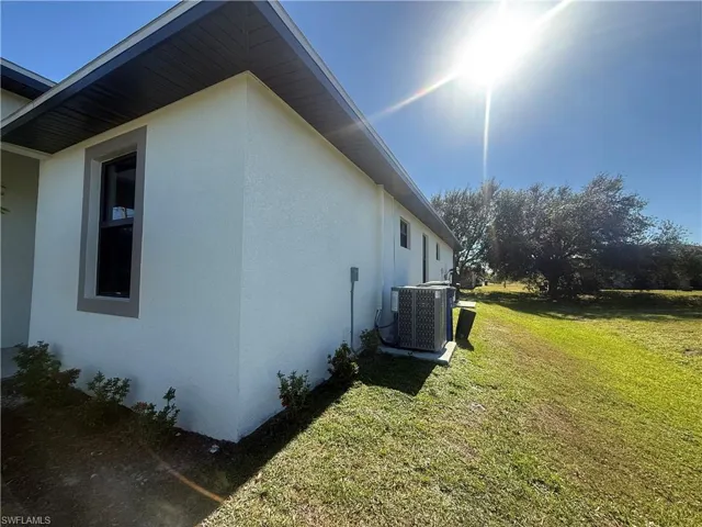 136-138  Pullman  ST, Lehigh Acres, FL 33974