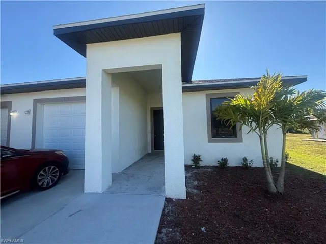 136-138  Pullman  ST, Lehigh Acres, FL 33974