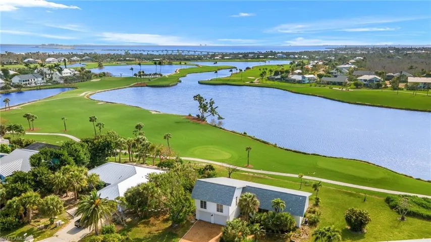 Golf Course & Lake Views