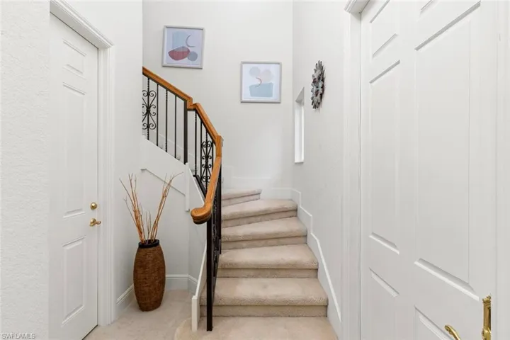 9205  Museo  CIR, Naples, FL 34114