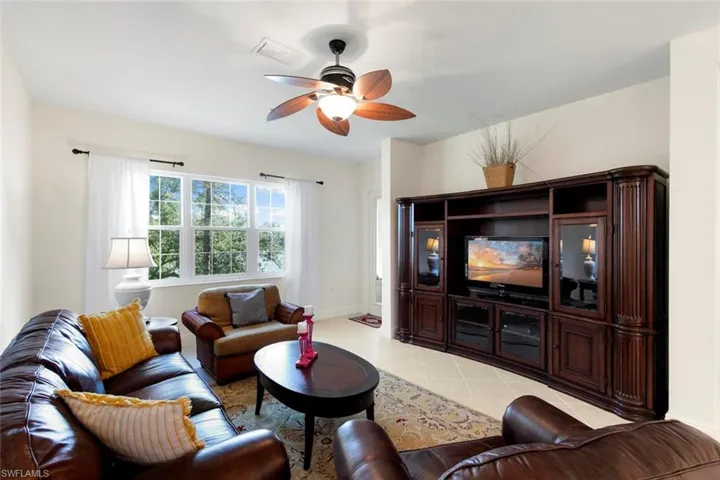 9205  Museo  CIR, Naples, FL 34114
