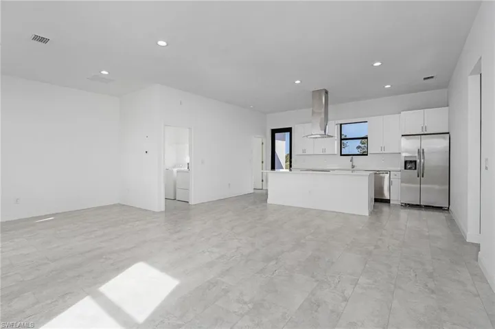 9027  Maywood  CIR, Labelle, FL 33935