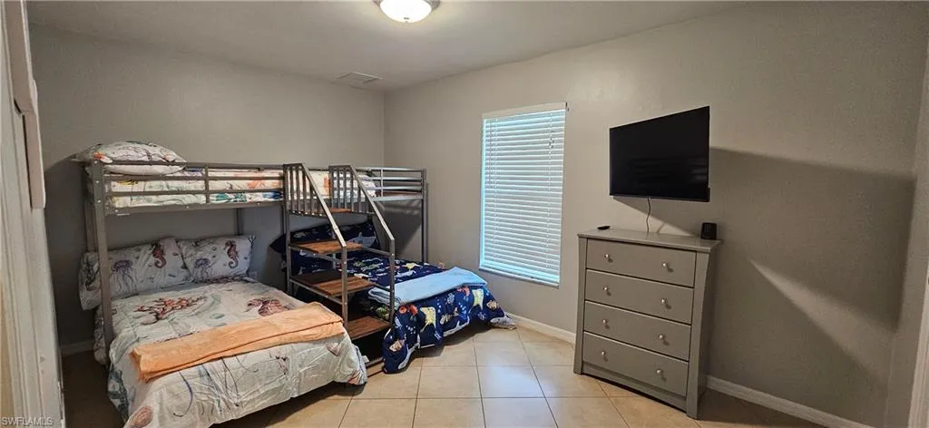 1923 Sw 26th St, Cape Coral, Florida 33914