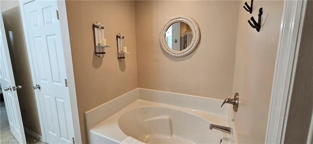 1923 Sw 26th St, Cape Coral, Florida 33914