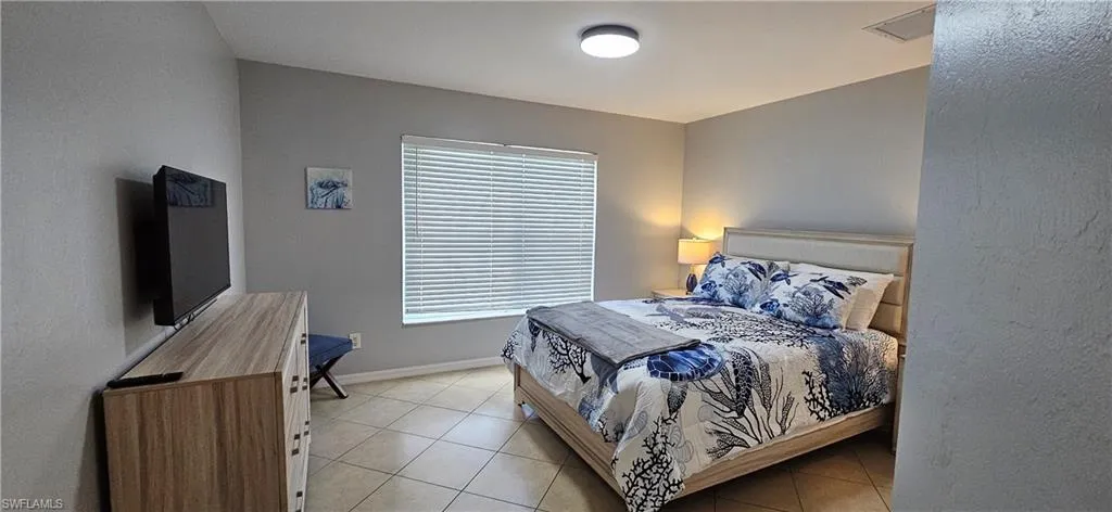 1923 Sw 26th St, Cape Coral, Florida 33914