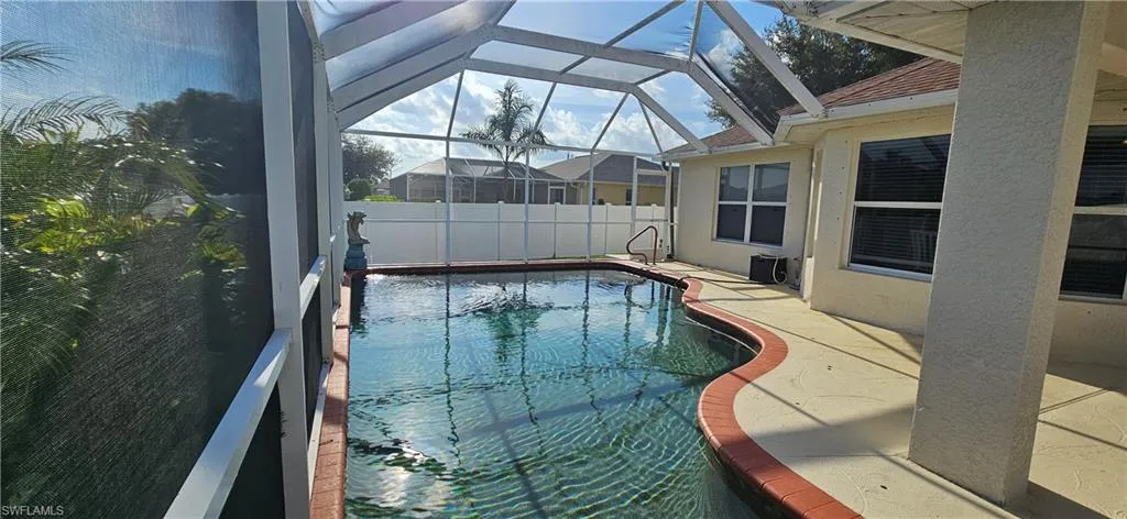 1923 Sw 26th St, Cape Coral, Florida 33914