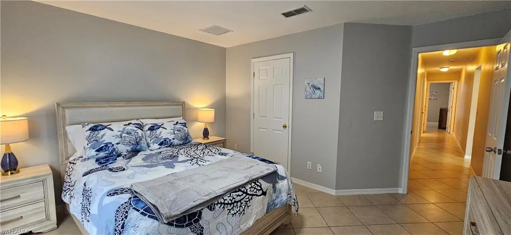 1923 Sw 26th St, Cape Coral, Florida 33914