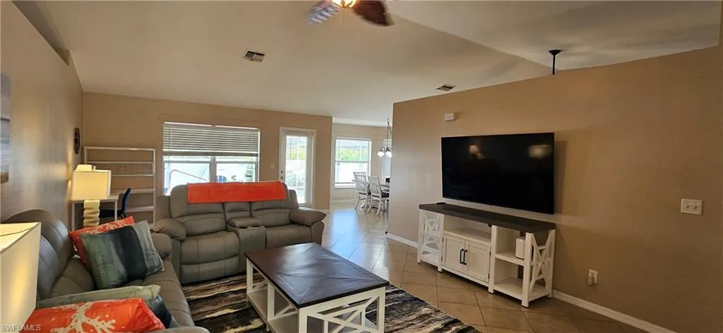 1923 Sw 26th St, Cape Coral, Florida 33914