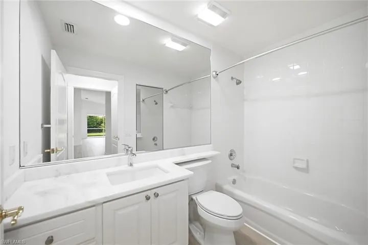5606 Eleuthera Way, Naples, Florida 34119