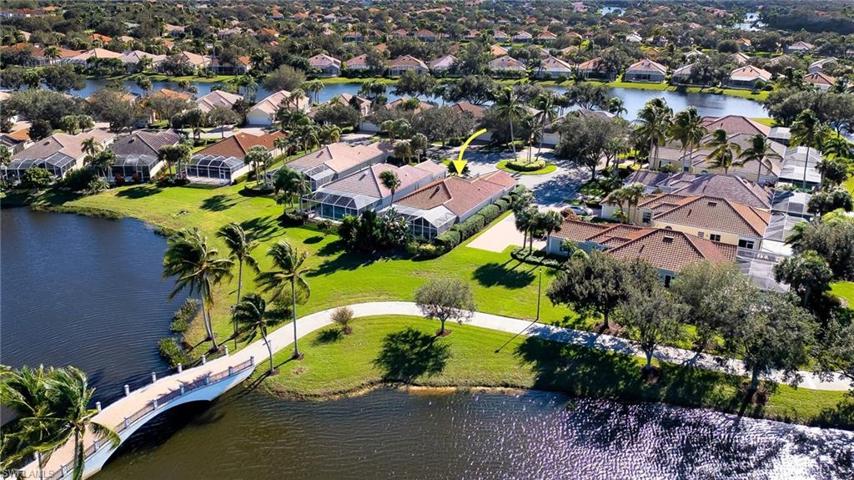 Waterfront home on cul-de-sac