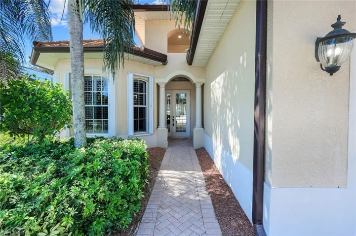 28130 L Burton Fletcher Ct, Bonita Springs, Florida 34135