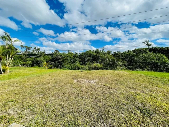 19045  Holly  RD, Fort Myers, FL 33967