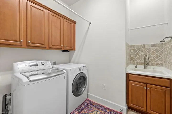 13037  Simsbury  TER, Fort Myers, FL 33913
