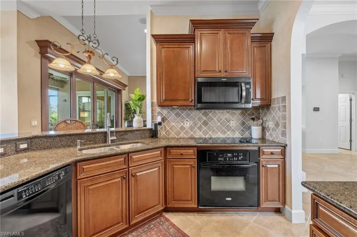 13037  Simsbury  TER, Fort Myers, FL 33913