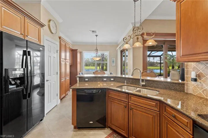 13037  Simsbury  TER, Fort Myers, FL 33913