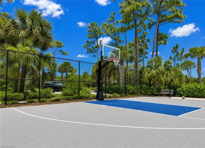 27549 Riverbank Dr, Bonita Springs, Florida 34134