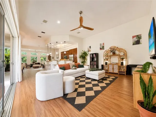 27549 Riverbank Dr, Bonita Springs, Florida 34134
