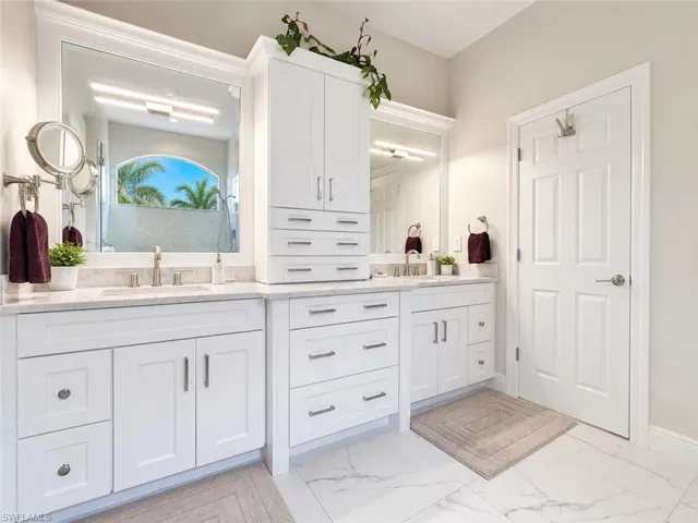 27549 Riverbank Dr, Bonita Springs, Florida 34134