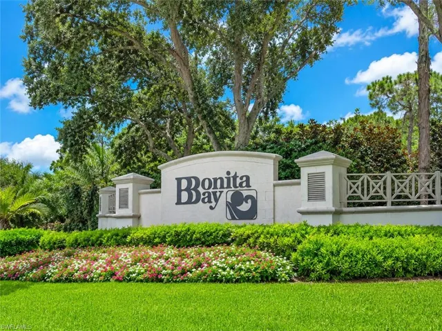 27549 Riverbank Dr, Bonita Springs, Florida 34134