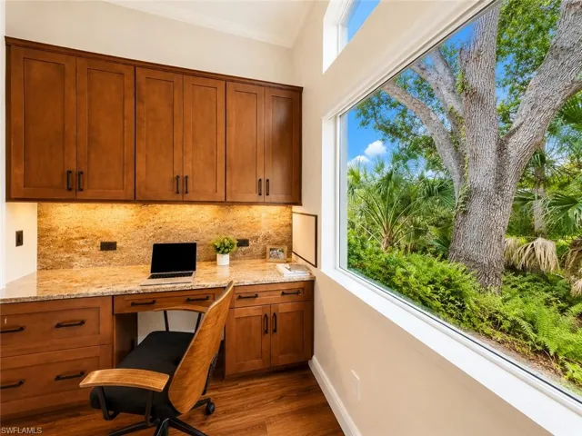 27549 Riverbank Dr, Bonita Springs, Florida 34134