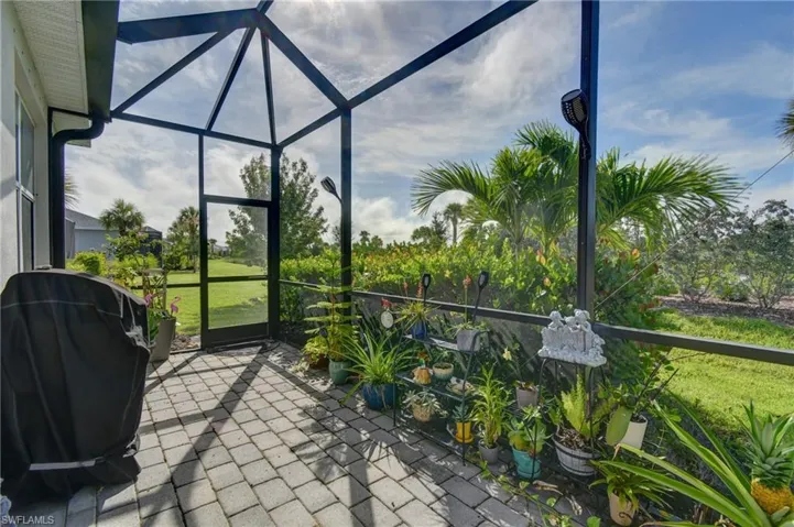 17709 Woodland Ct, Punta Gorda, Florida 33982