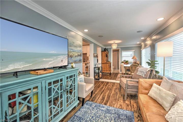Living and dining area