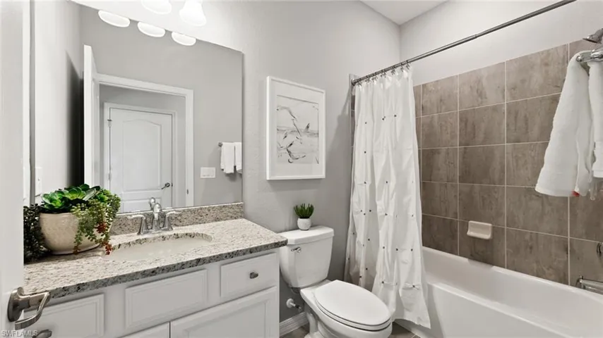 18757  Marlin Kite  LN, North Fort Myers, FL 33917