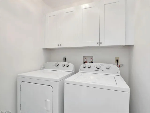 25484  Cockleshell  DR, Bonita Springs, FL 34135