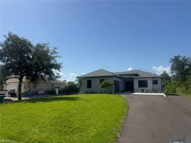 2741 41st Ave Ne, Naples, Florida 34120