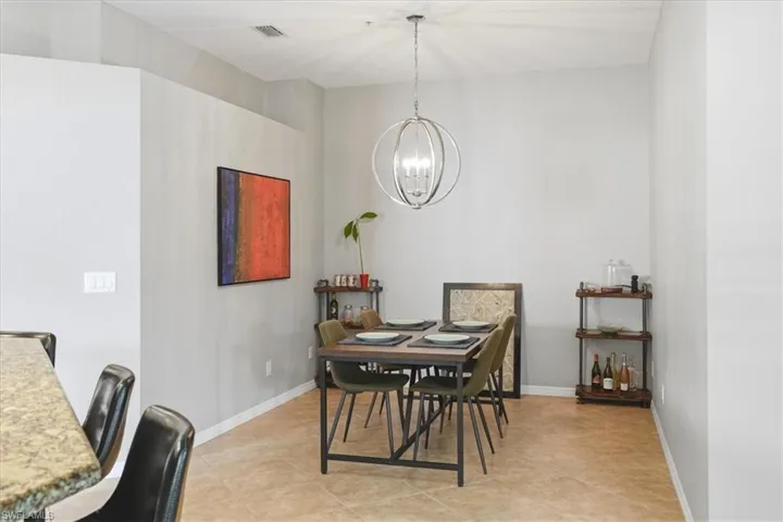 6829 Satinleaf Rd S 204, Naples, Florida 34109