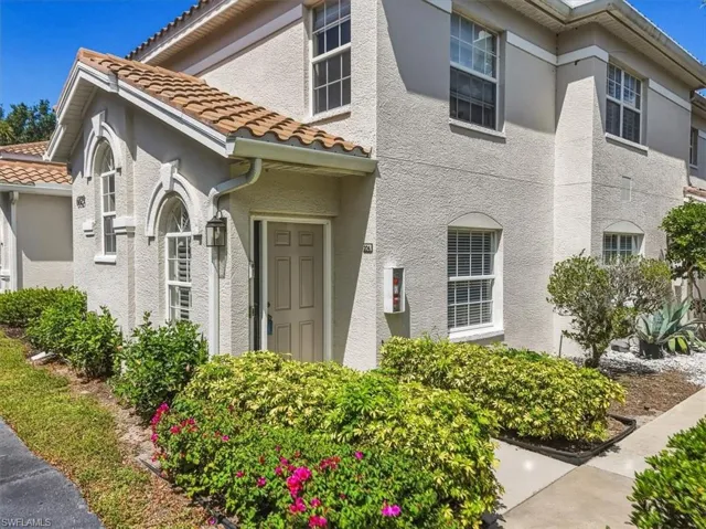 6829  Satinleaf S RD, Naples, FL 34109