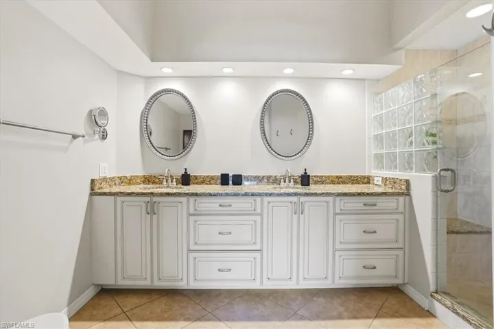 6829  Satinleaf S RD, Naples, FL 34109