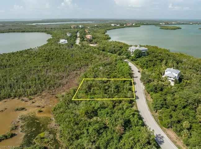 822  Whiskey Creek  DR, Marco Island, FL 34145