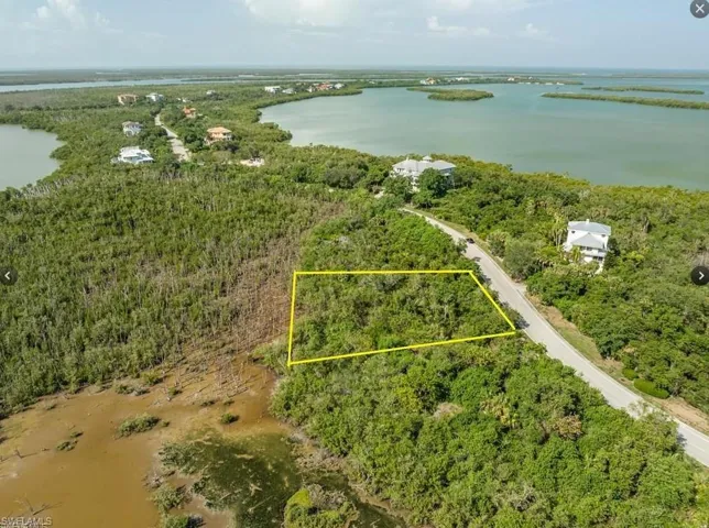 822  Whiskey Creek  DR, Marco Island, FL 34145