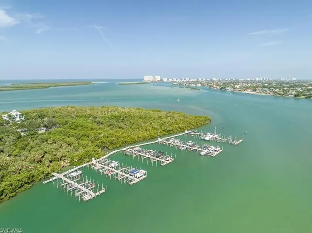822  Whiskey Creek  DR, Marco Island, FL 34145