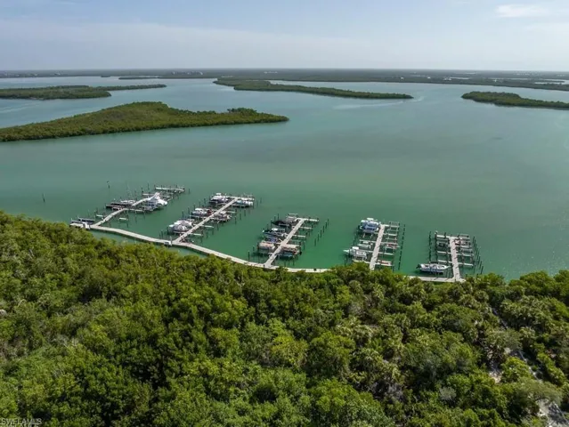 822  Whiskey Creek  DR, Marco Island, FL 34145